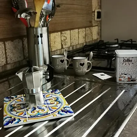 La Terrazza Di Rovaglioso Apartment *